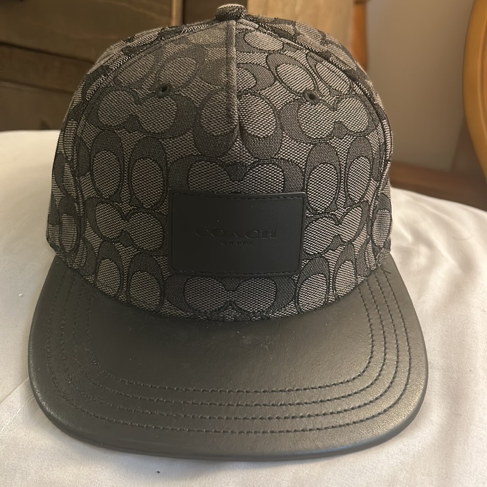 Coach hat - Picture 3 of 3